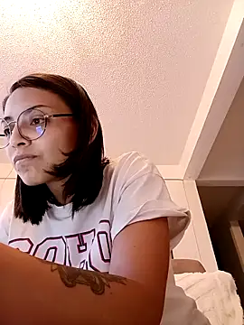 Snapshot of bri_ali chatting on March 21, 11:12 pm bri ali online show from March 21, 11:12 pm