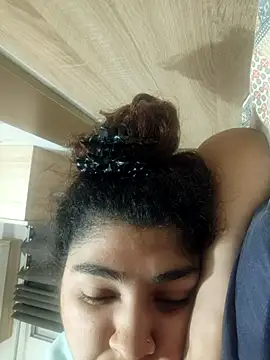 naina78910 online show from October 24, 4:50 pm