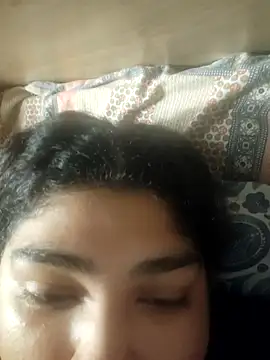 naina78910 online show from November 3, 6:22 pm