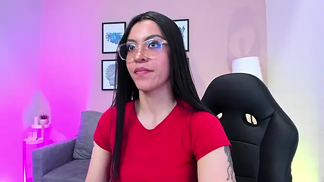 nina  dixon online show from January 10, 8:15 pm