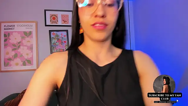 nina  dixon online show from February 13, 8:13 pm