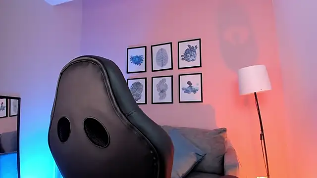 nina  dixon online show from September 17, 9:06 pm