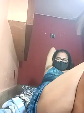 runi31 online show from April 14, 6:13 pm