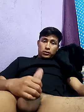 Snapshot of EduardoEspinoza12 chatting on September 23, 4:08 am EduardoEspinoza12 online show from September 23, 4:08 am