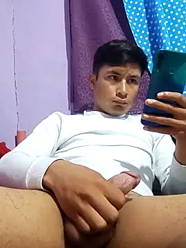 Snapshot of EduardoEspinoza12 chatting on September 26, 9:16 am EduardoEspinoza12 online show from September 26, 9:16 am