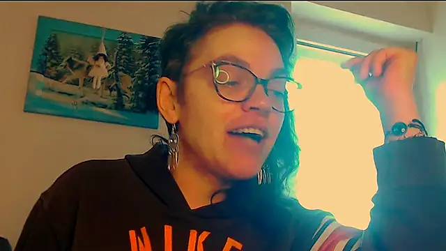 Ju-Hot online show from March 18, 1:57 pm