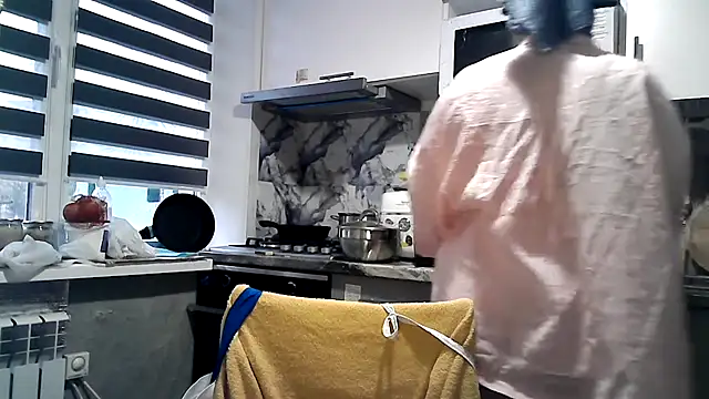 Misssweet s online show from November 5, 6:05 am