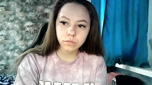 Misssweet s online show from April 15, 5:02 am