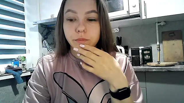 Misssweet s online show from October 20, 6:15 am