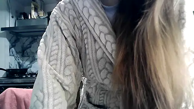 Misssweet s online show from December 15, 4:51 am