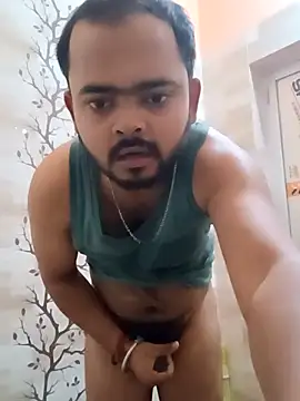 guavam65 online show from March 18, 2:19 pm