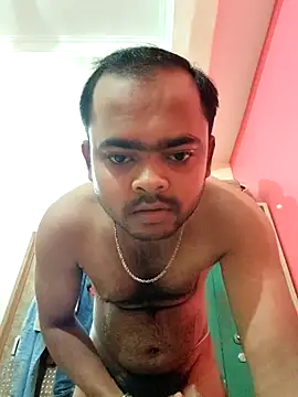 guavam65 online show from October 5, 7:59 pm