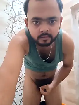 guavam65 online show from April 4, 4:13 pm