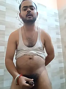 guavam65 online show from February 25, 7:14 pm