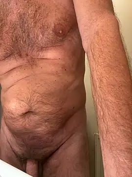 Snapshot of vincent1522 chatting on October 4, 11:34 am vincent1522 online show from October 4, 11:34 am