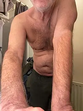 Snapshot of vincent1522 chatting on November 26, 6:57 am vincent1522 online show from November 26, 6:57 am