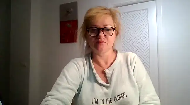 Luzia-Sal online show from March 13, 6:48 am