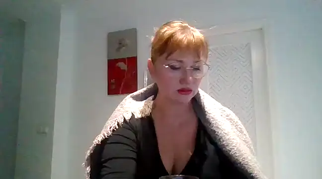 Luzia-Sal online show from February 9, 8:43 am