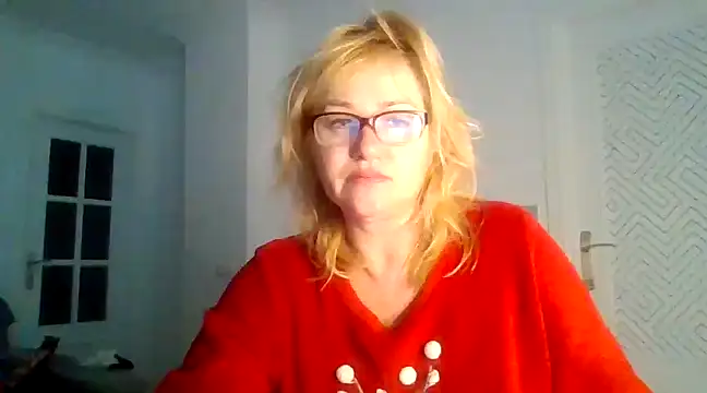 Luzia-Sal online show from March 2, 9:21 am