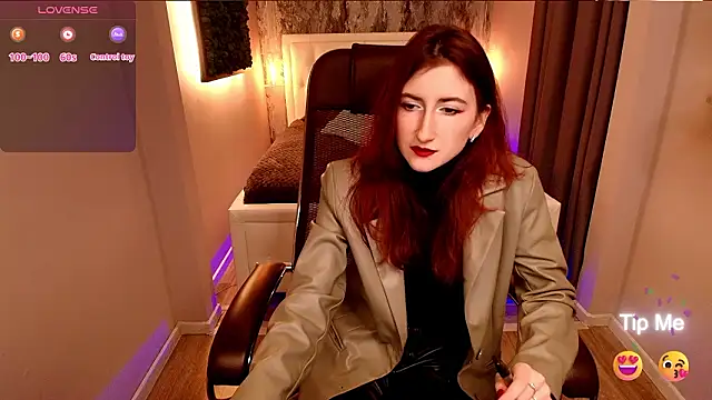 Violet Moreau online show from February 6, 9:55 pm