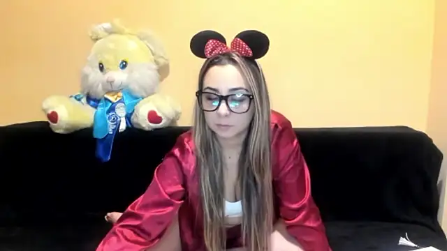 LadyLyanna online show from November 2, 10:48 pm