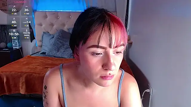 Snapshot of melodygirl__ chatting on March 18, 7:12 pm melodygirl online show from March 18, 7:12 pm