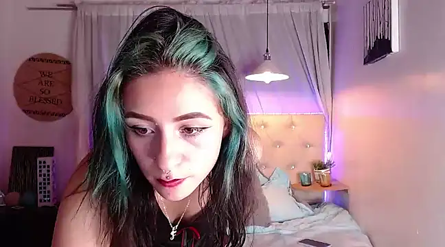 Snapshot of melodygirl__ chatting on January 30, 11:34 pm melodygirl online show from January 30, 11:34 pm