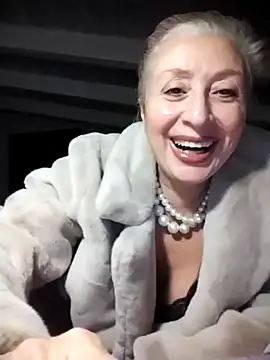 divinaerotica online show from January 7, 4:12 pm