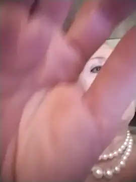 divinaerotica online show from February 3, 10:11 pm