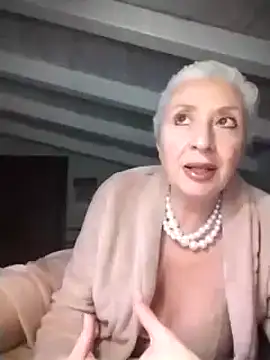 divinaerotica online show from March 21, 5:34 pm