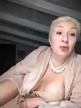 divinaerotica online show from February 28, 6:09 pm