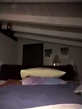 Snapshot of divinaerotica chatting on December 2, 5:36 pm divinaerotica online show from December 2, 5:36 pm