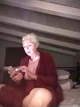 divinaerotica online show from March 18, 6:17 pm