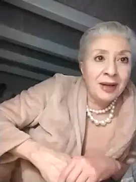 divinaerotica online show from February 7, 8:31 pm