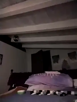 Snapshot of divinaerotica chatting on November 28, 7:58 pm divinaerotica online show from November 28, 7:58 pm