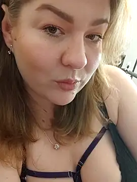 sam0and0katy online show from October 7, 6:42 pm