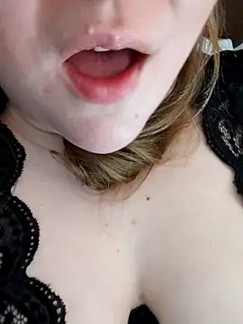 sam0and0katy online show from March 3, 8:49 pm