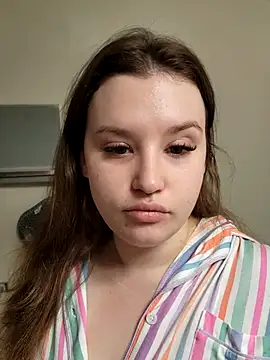MrsJess online show from April 21, 4:02 pm