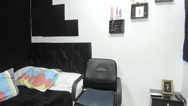 Milu Zam online show from February 5, 5:25 am