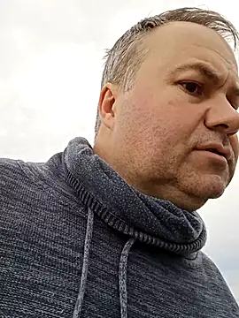 Snapshot of Pourleplasirs chatting on November 13, 11:36 am Pourleplasirs online show from November 13, 11:36 am