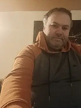 Snapshot of Pourleplasirs chatting on March 17, 11:46 pm Pourleplasirs online show from March 17, 11:46 pm