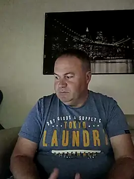 Pourleplasirs online show from May 21, 10:07 pm