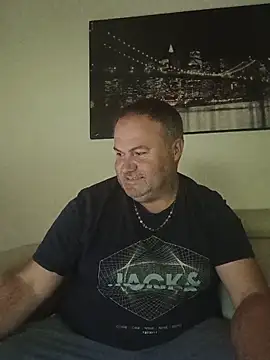 Pourleplasirs online show from June 10, 9:49 pm