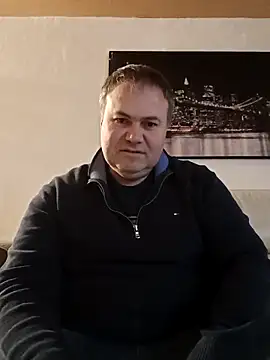 Snapshot of Pourleplasirs chatting on February 23, 12:08 am Pourleplasirs online show from February 23, 12:08 am