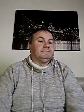 Pourleplasirs online show from December 18, 10:24 pm