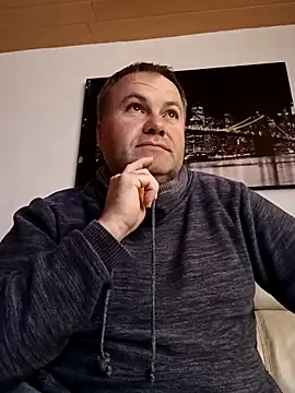 Snapshot of Pourleplasirs chatting on November 14, 12:58 am Pourleplasirs online show from November 14, 12:58 am