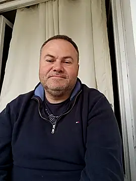 Pourleplasirs online show from May 19, 3:19 pm