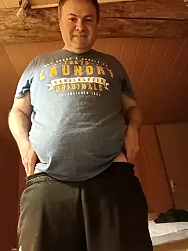 Snapshot of Pourleplasirs chatting on March 8, 12:11 am Pourleplasirs online show from March 8, 12:11 am