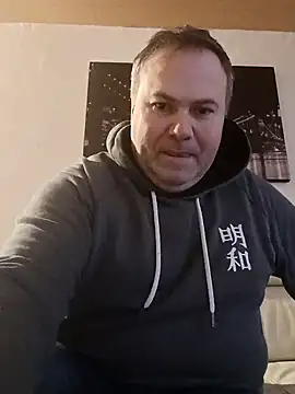 Snapshot of Pourleplasirs chatting on February 11, 1:41 am Pourleplasirs online show from February 11, 1:41 am