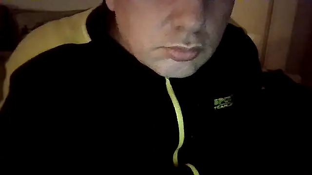 Snapshot of GrandpasDadBulg chatting on January 11, 1:34 am GrandpasDadBulg online show from January 11, 1:34 am